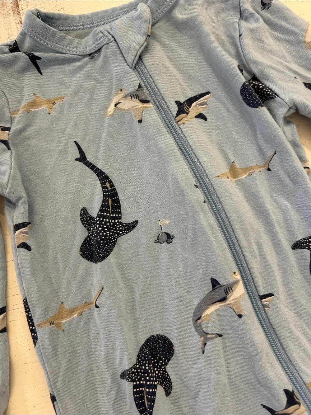 Kyte baby zipper romper in  Blue Shark EUC
